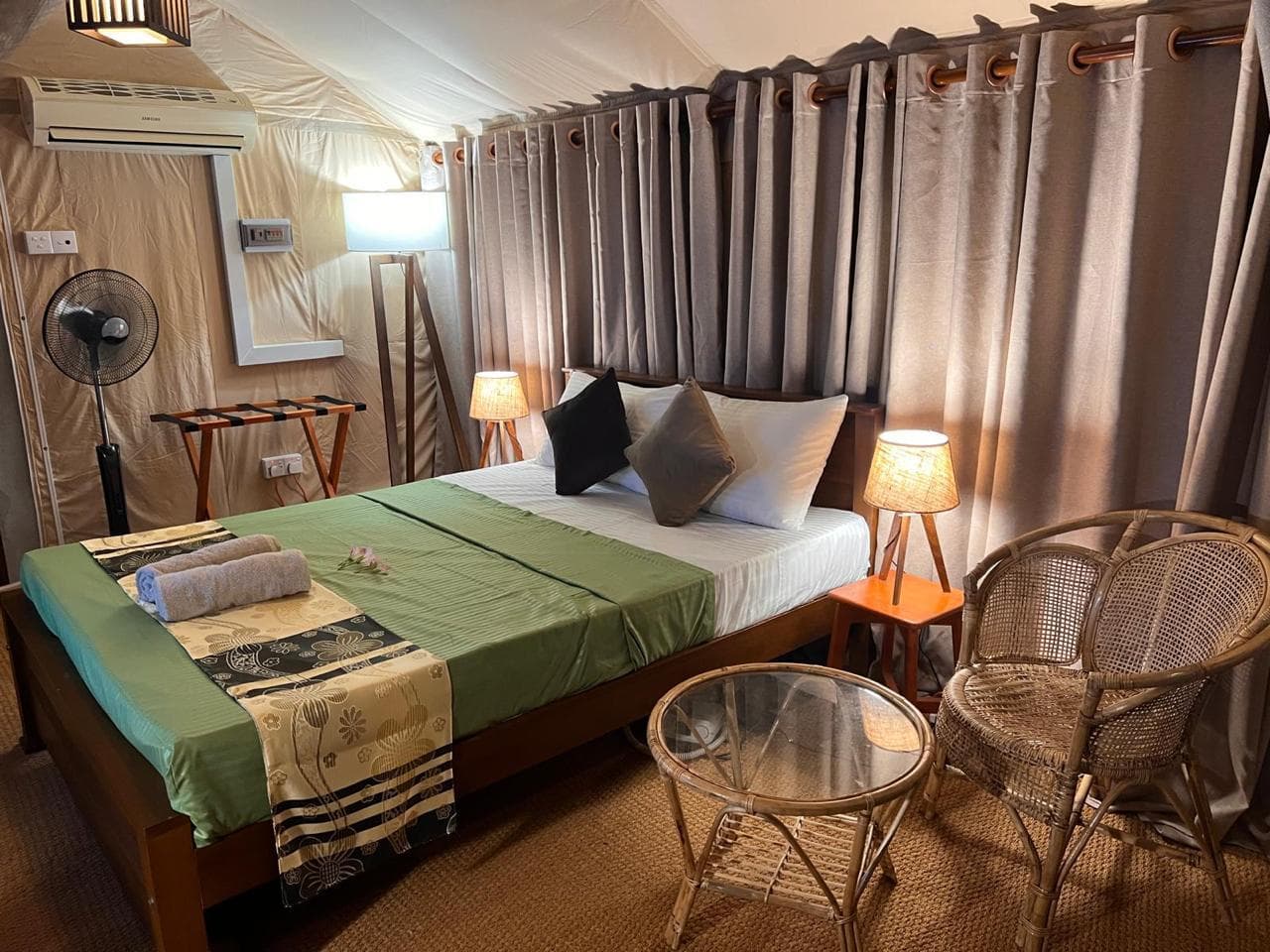Luxury tents